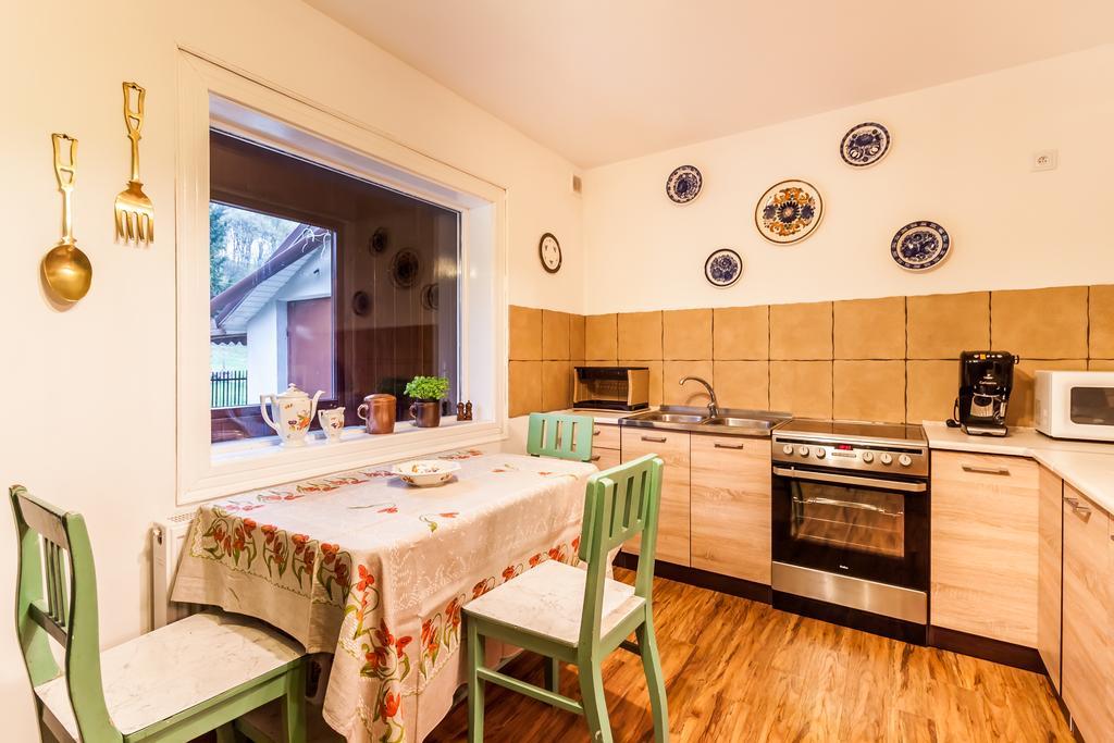 Stroza Holiday home *